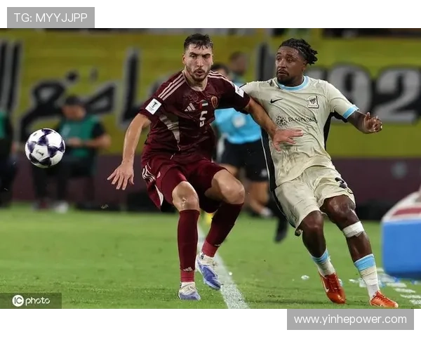 阿布扎比统一吉达国民秋色平分